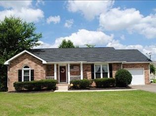 1908 Bridgewater Dr, Clarksville, TN 37042