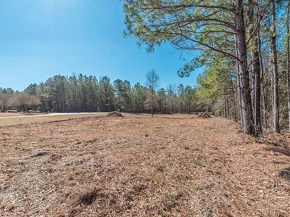 3rd image of 1421 Dunwoody Pl Lot 14