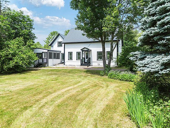 3rd image of 17 Ellingwood Road