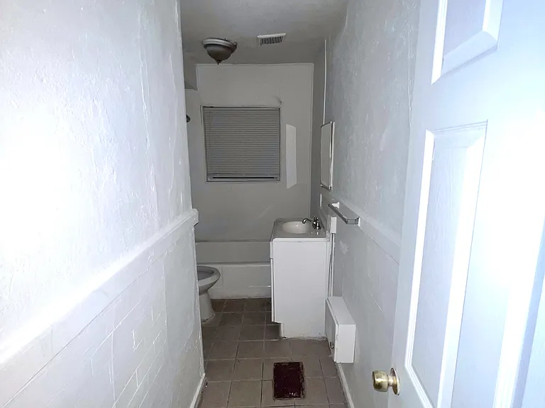 1872 Jonesboro Rd SE #1 — Photo 8