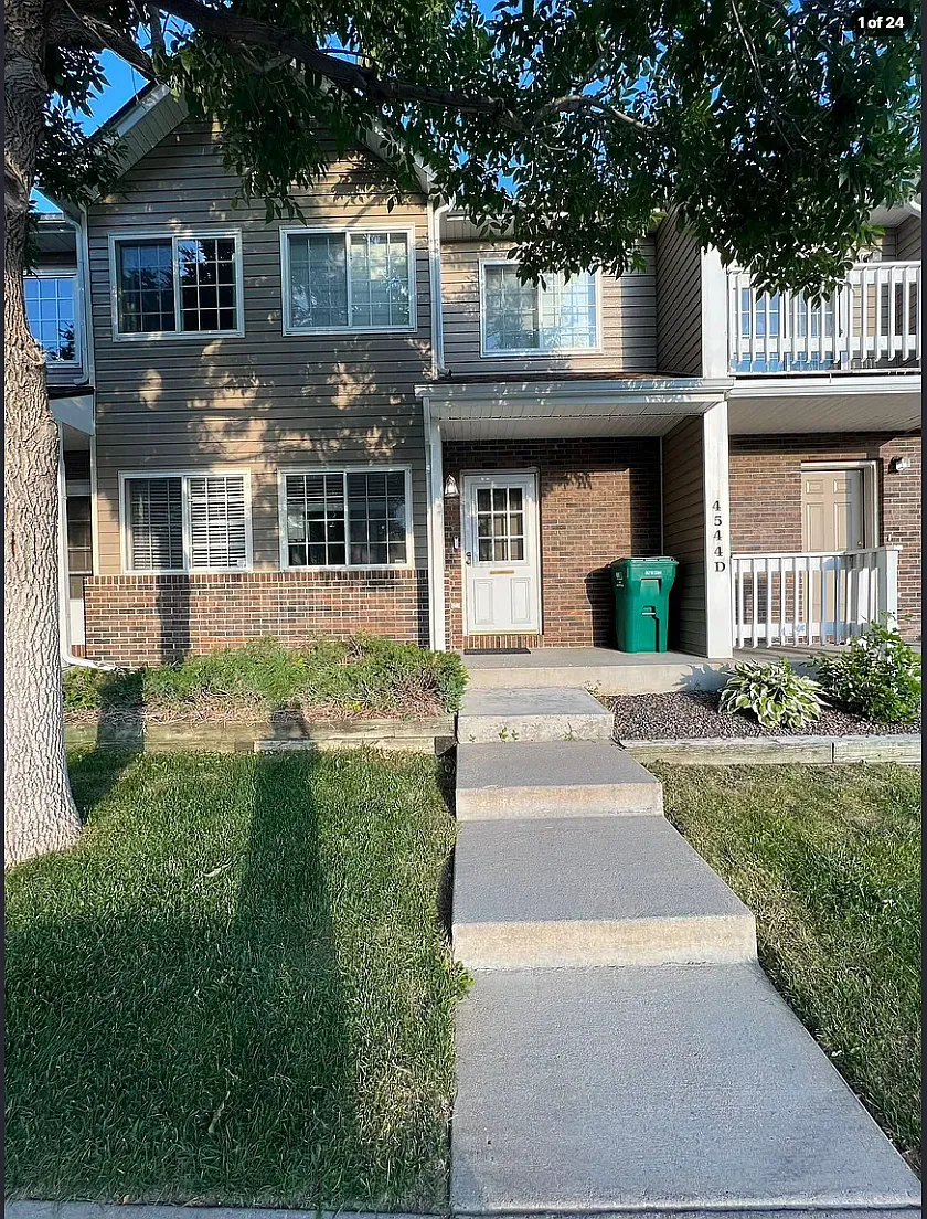 2 bed, 1192 sqft, $1,995 — Photo 1