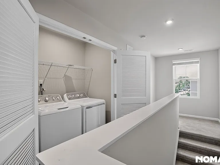 200 Harvest Hill Ln — Photo 4