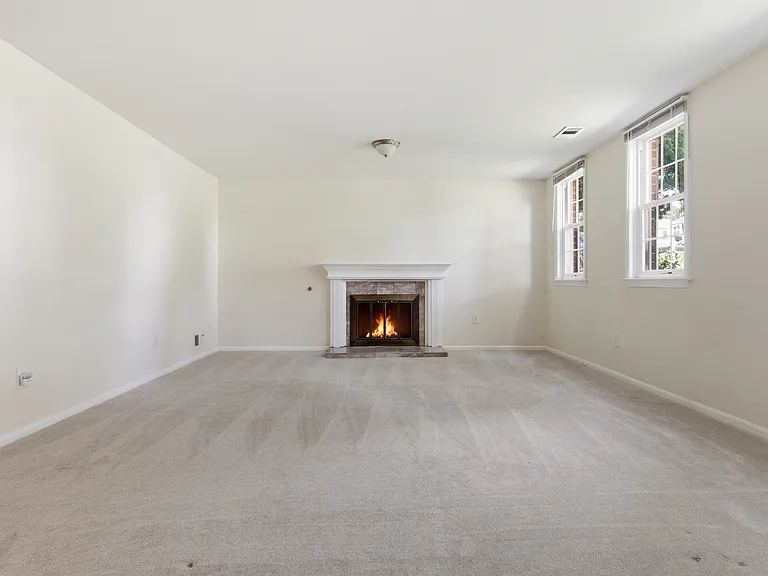 8747 Arley Dr — Photo 25