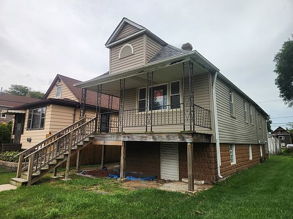 2nd image of 303 W 153rd Pl
