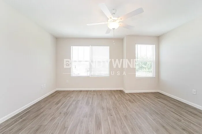 540 Narnia Ct — Photo 15