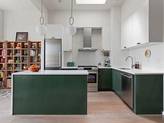 4th image of 151 Lenox Ave #5