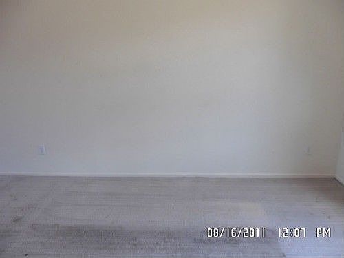 4th image of 3351 N 69th Dr Unit 17