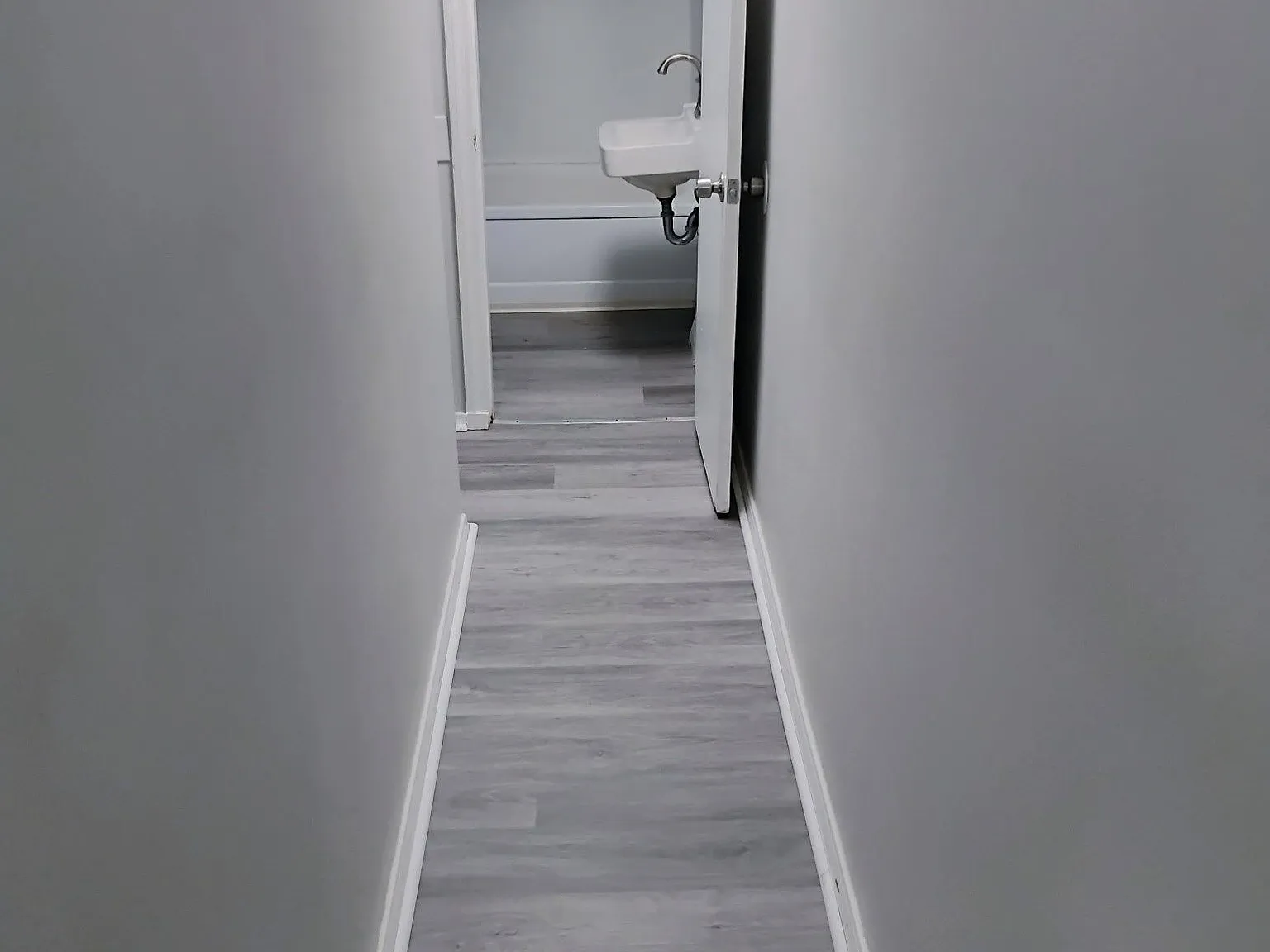 2 bed, 1.0 bath, $1,995 — Photo 3