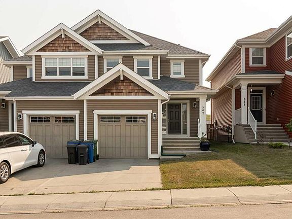 2nd image of 562 E River Heights Cres