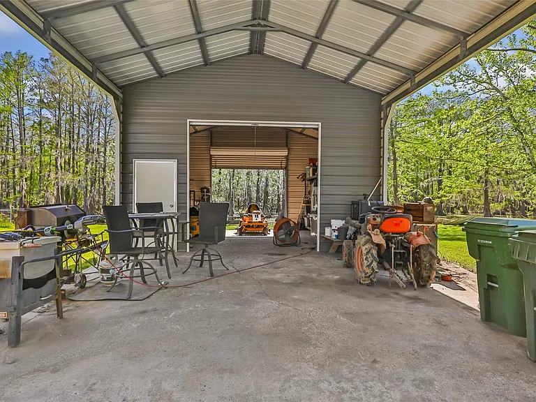 218 Waterfall Dr — Photo 1