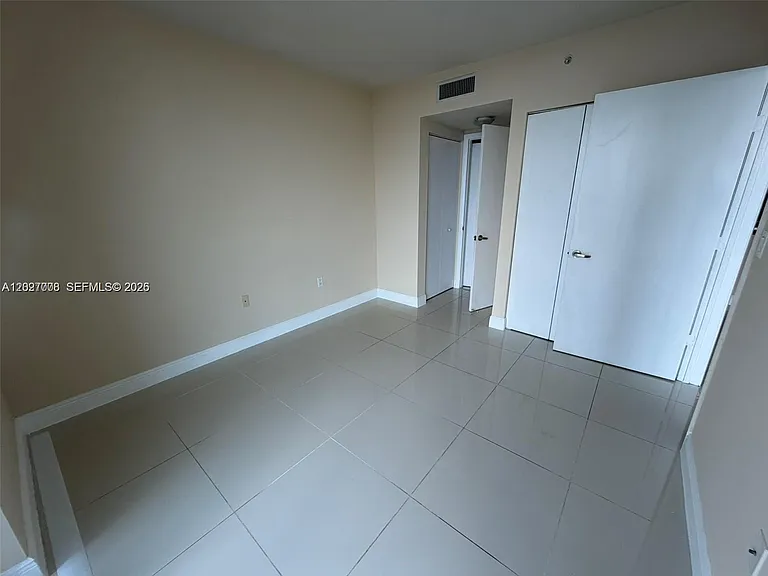 1871 NW South River Dr #1104 — Photo 5