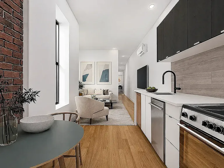 385 Chauncey St #1R — Photo 5