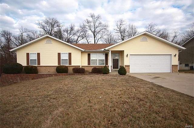 1st image of 2603 Oak Forest Dr
