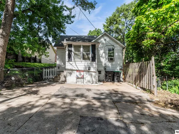 1731 1/2 S 14th St, Omaha, NE 68108