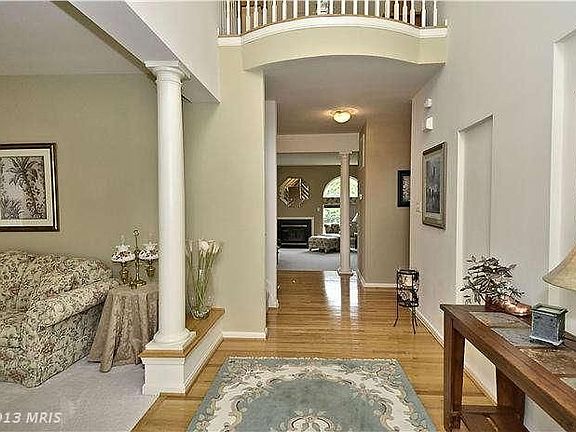3rd image of 1713 Wheyfield Dr