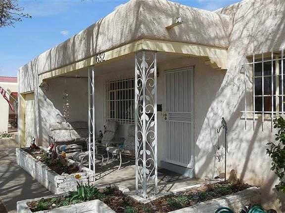 3rd image of 632 Cagua Dr SE