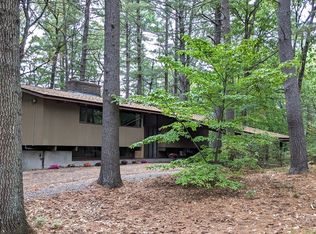 41 Belvedere Rd, Boxford, MA 01921