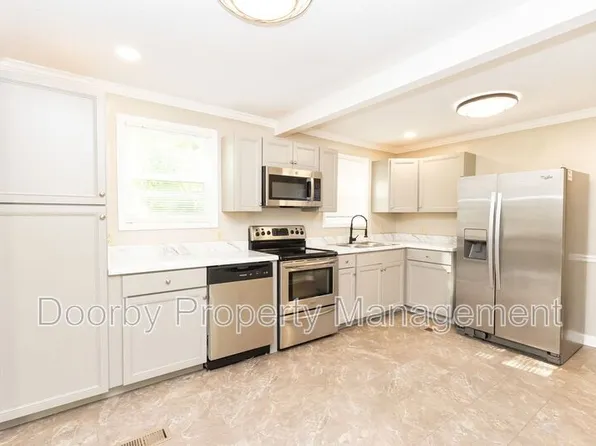 85 West St, Ringgold, GA 30736