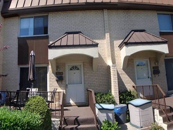 1st image of 21533 23rd Ave