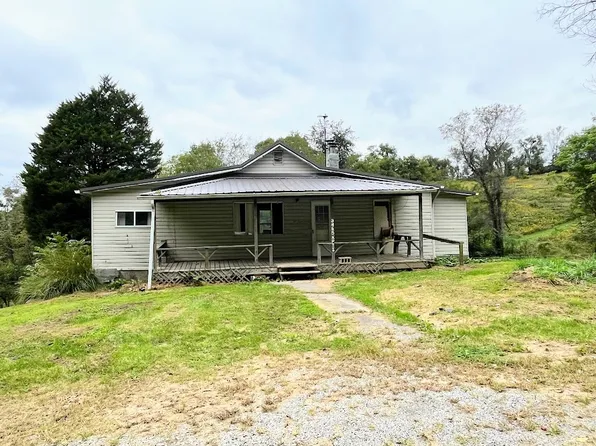 2265 S Eighty Eight Rd, Greensboro, PA 15338
