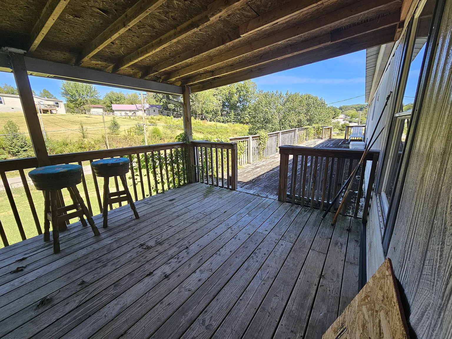 431 Foster Rd — Photo 3