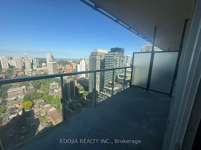 3 Gloucester St #3502 — Photo 11