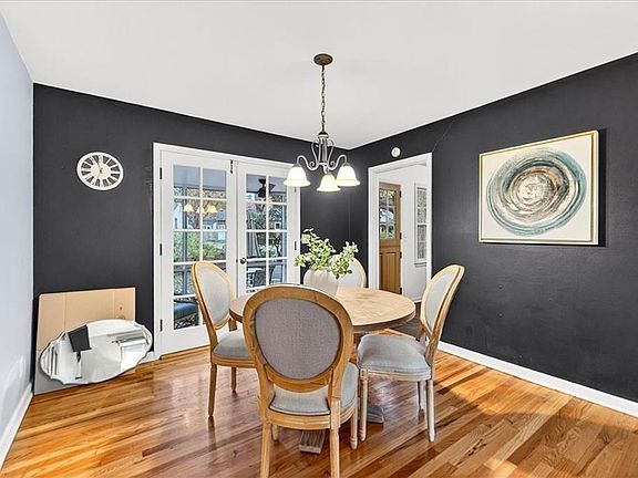 5th image of 5543 Roeland Dr