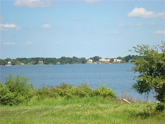 2nd image of 2121 Lake Cannon Dr S