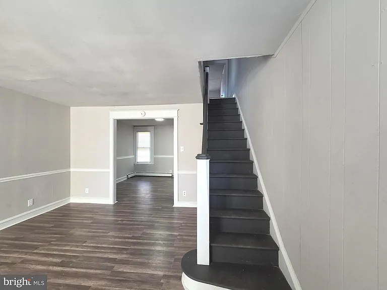 4020 Howland St — Photo 10