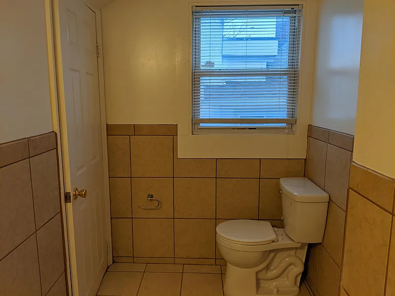 2443 S Dixie Dr — Photo 27