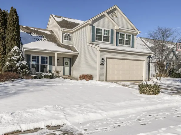 1280 Swallow ROAD, Waukesha, WI 53189