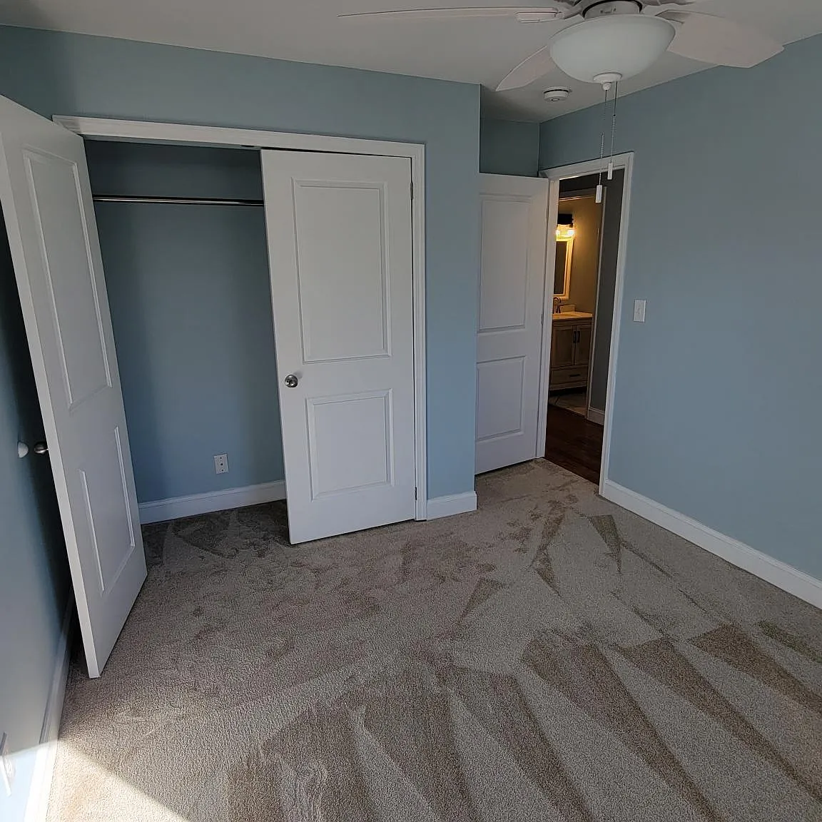 Highland Dr, Edgewater — Photo 2