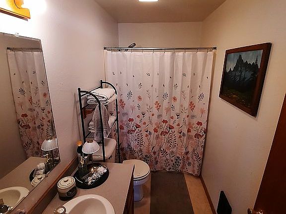 3rd image of 169 Berger Ln
