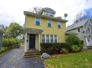 215 Harding Rd, Rochester, NY 14612