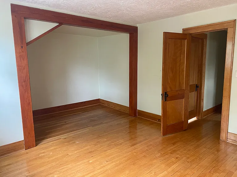 3303 Arbor St — Photo 6