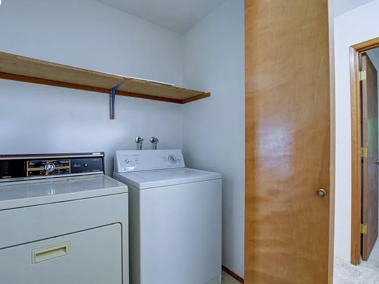 86 Kingsgate Rd #H201 — Photo 3