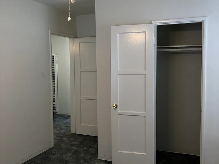 613 1/2 Kelton Ave — Photo 19