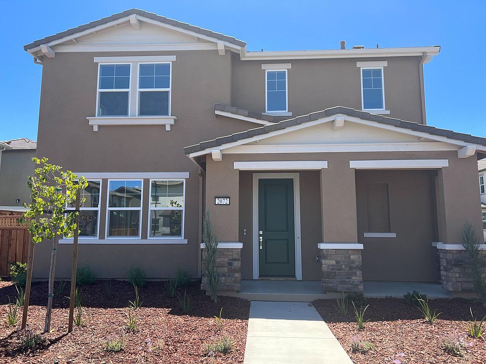 1st image of 2072 Diamler St