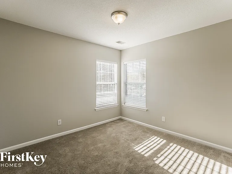 118 Hearthstone Cir — Photo 12