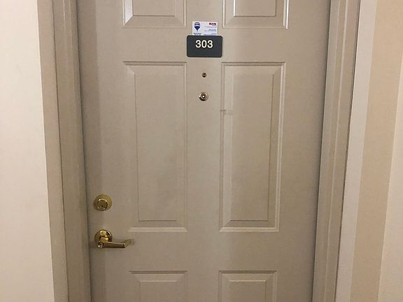 3rd image of 5351 W Mint Julip Dr APT 303