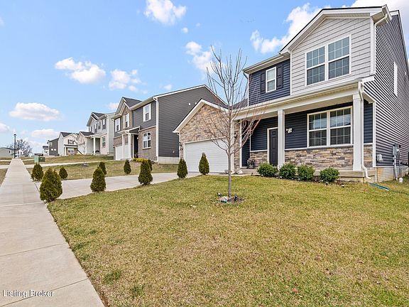 3rd image of 240 Ardmore Crossing Dr