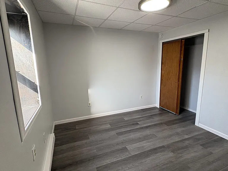 563 Washington Ave #1E — Photo 9
