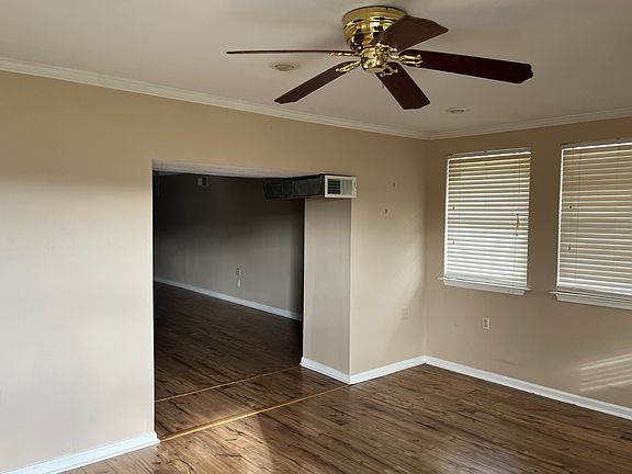 4th image of 1400 W Mills Ave