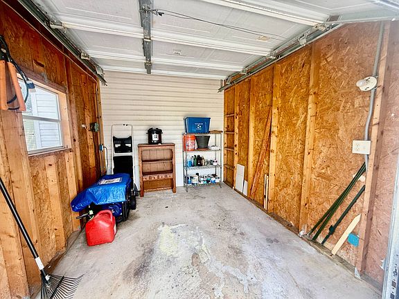 5th image of 905 Nelson Dr