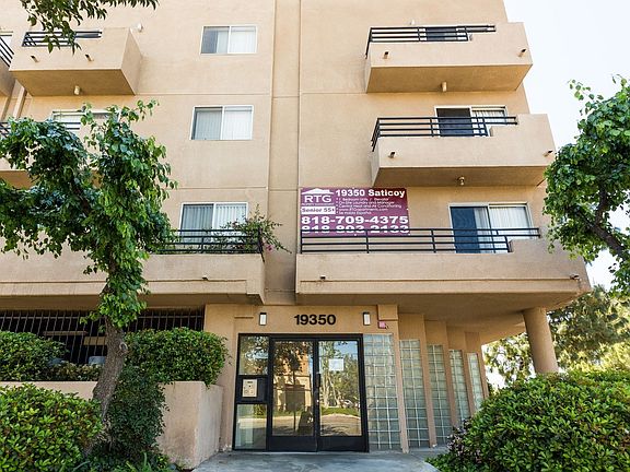 2nd image of 19350 Saticoy St #112