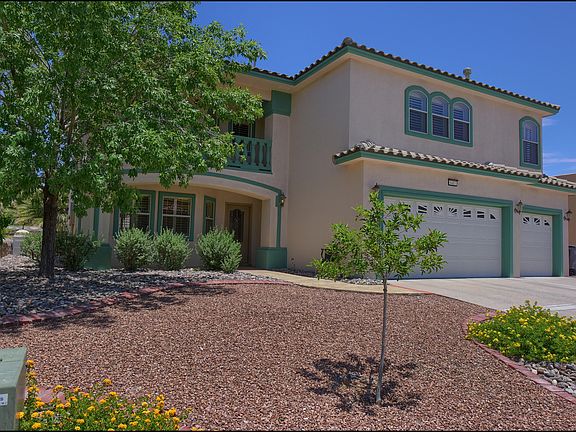 3rd image of 6403 Franklin View Dr