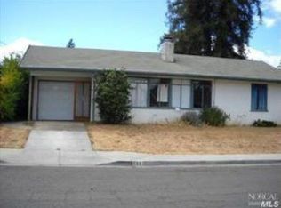 185 Cesta St, Napa, CA 94559