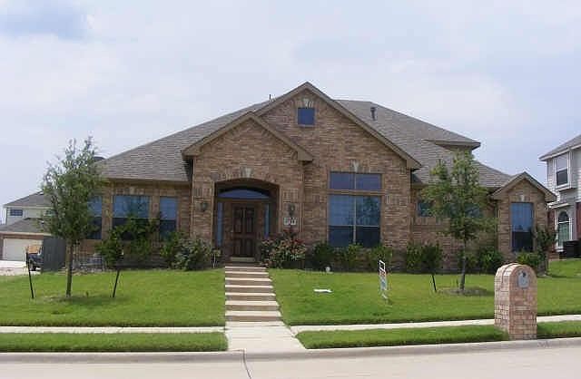 1st image of 1716 Lakeview Dr