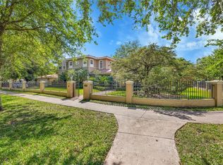 6200 Granada Blvd, Coral Gables, FL 33146