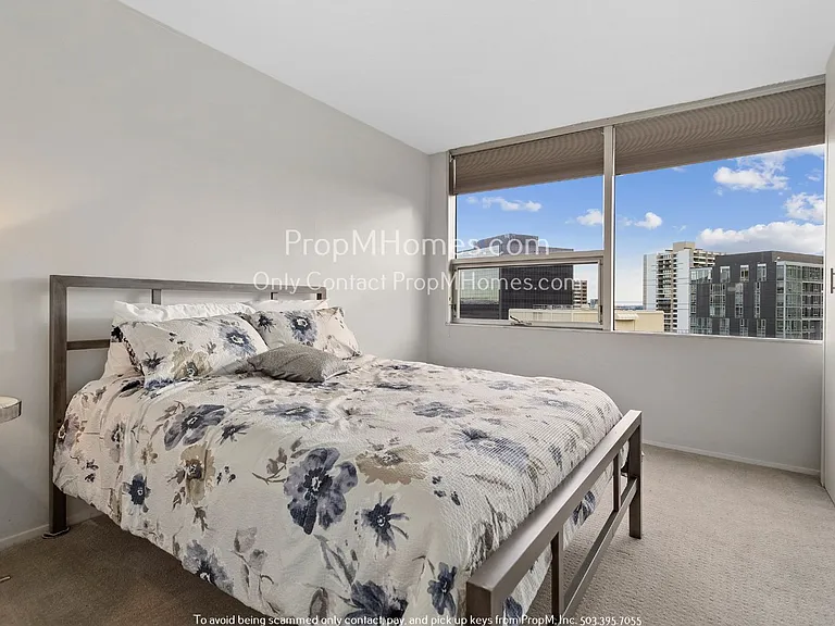 1500 SW 5th Ave #1604 — Photo 13